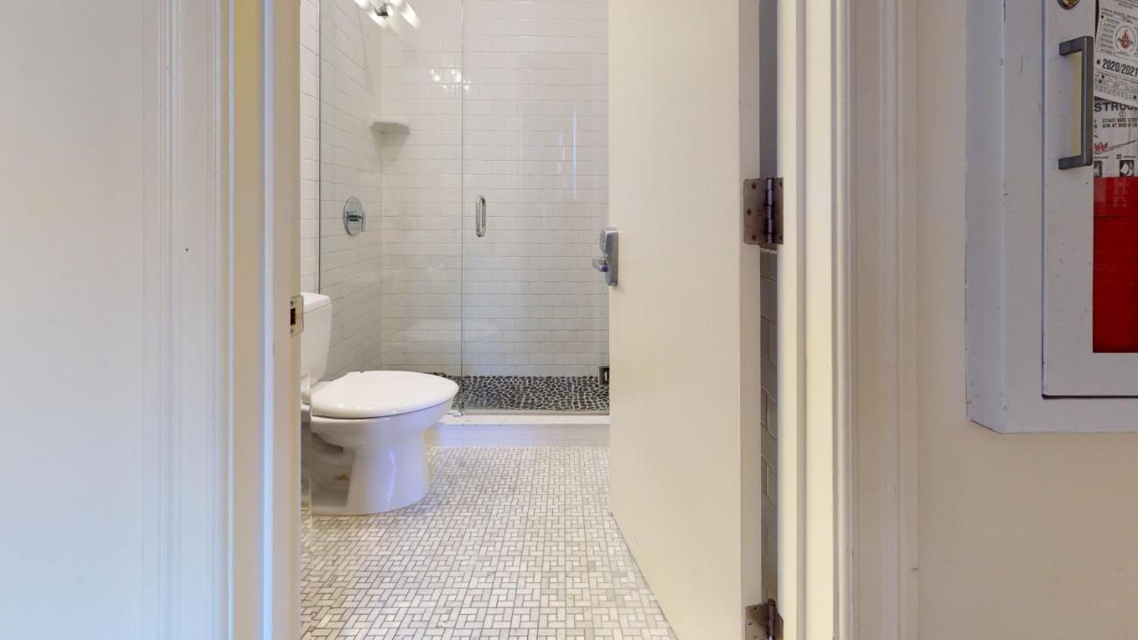 Charming Studio In Boston Brownstone, C. Ave #33 Exteriör bild